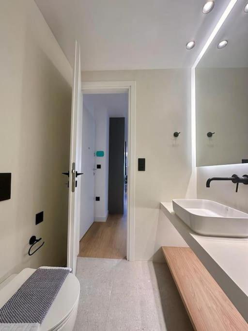 Bluemotion - Cruisehub 3B Apartment พีเรียส ภายนอก รูปภาพ